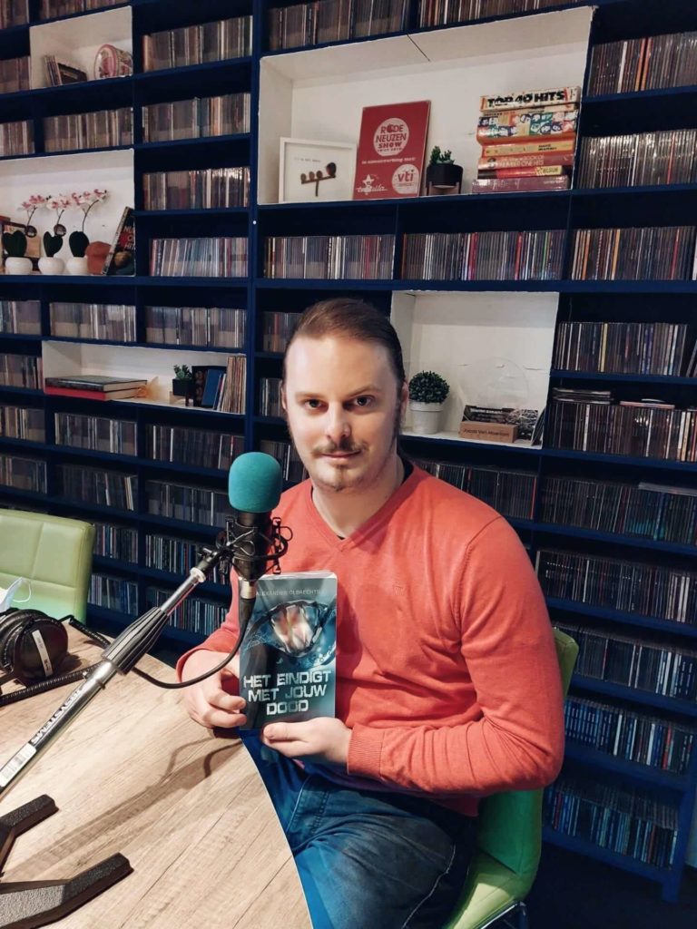 Auteur Alexander Olbrechts bij Radio Tequila